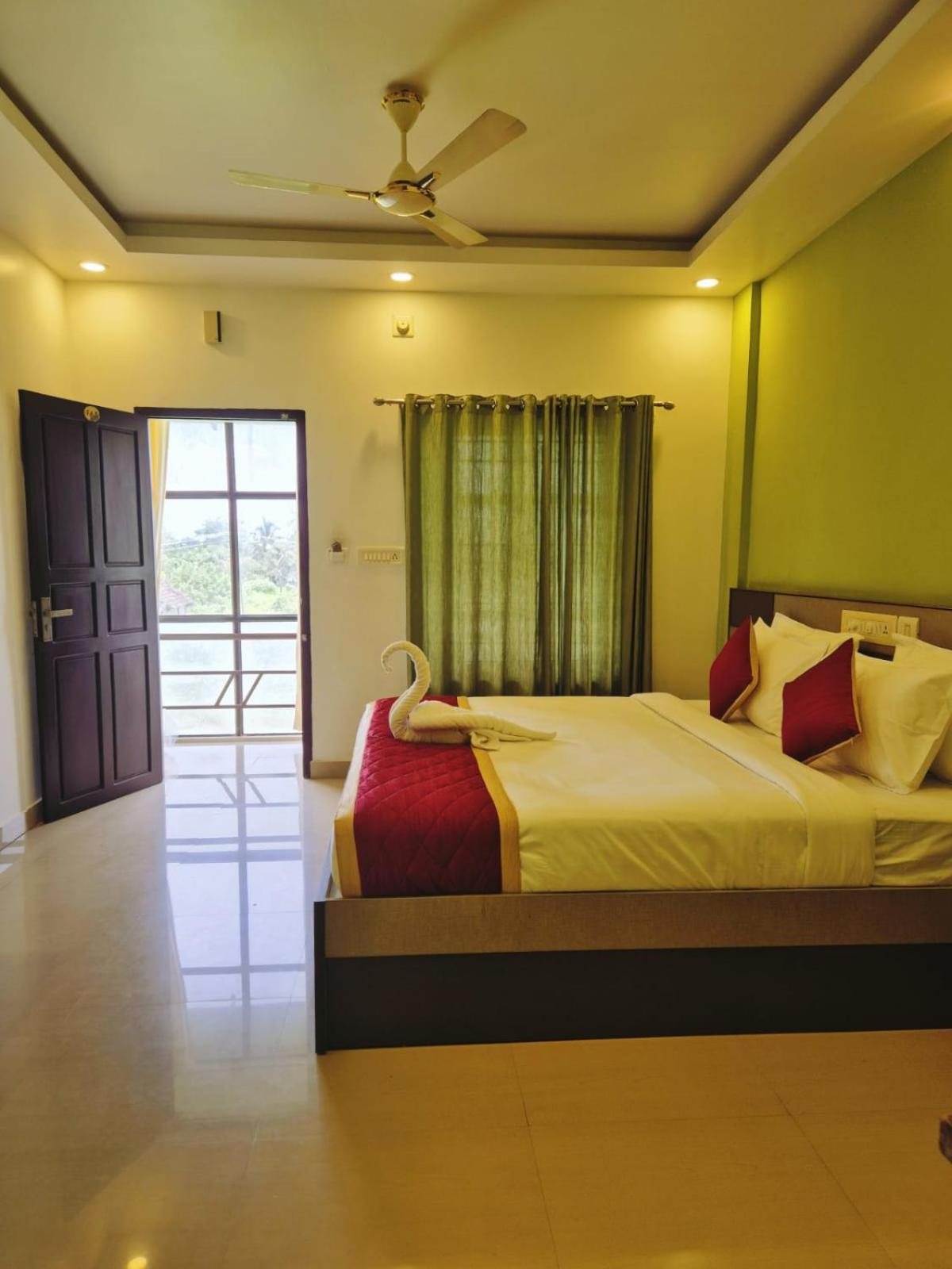 Alfa Inn เนดุมบัสเซรี ภายนอก รูปภาพ