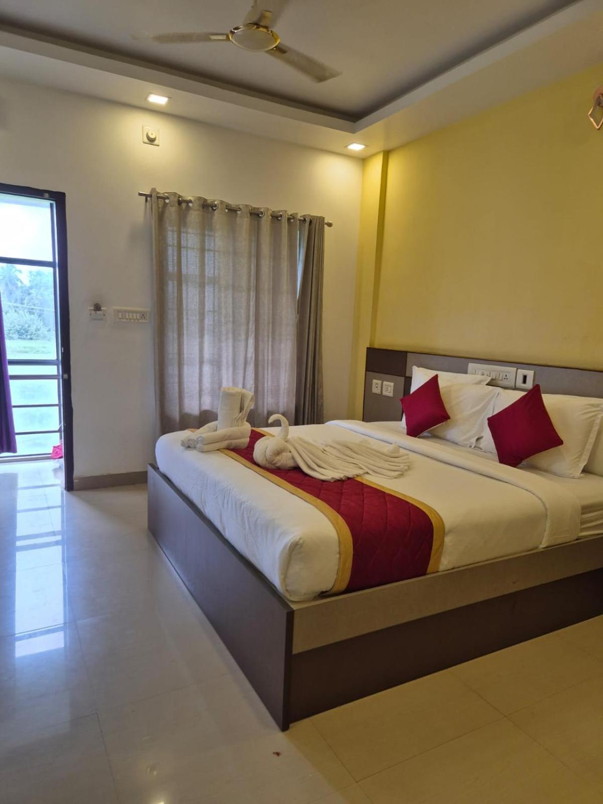 Alfa Inn เนดุมบัสเซรี ภายนอก รูปภาพ