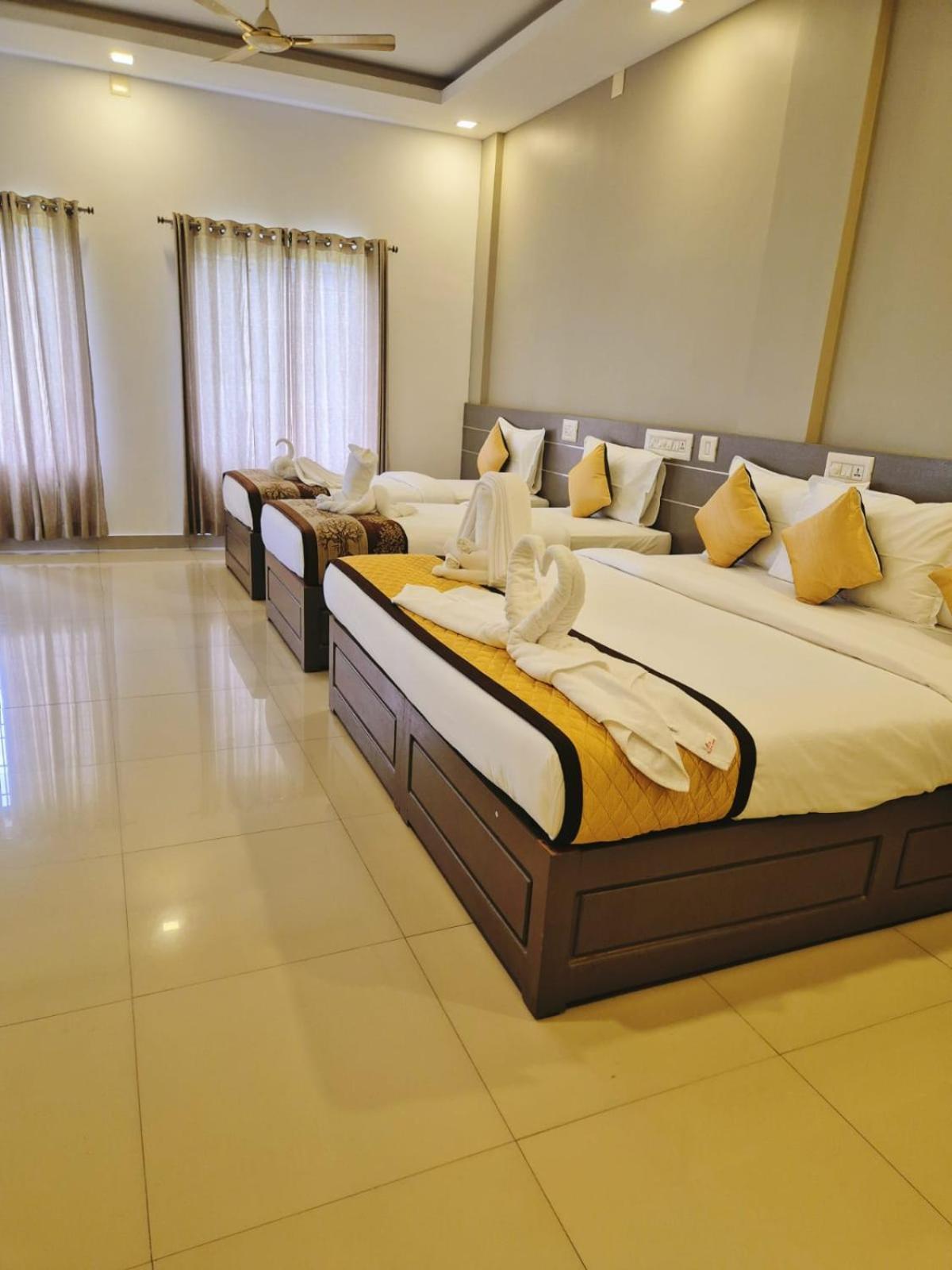 Alfa Inn เนดุมบัสเซรี ภายนอก รูปภาพ