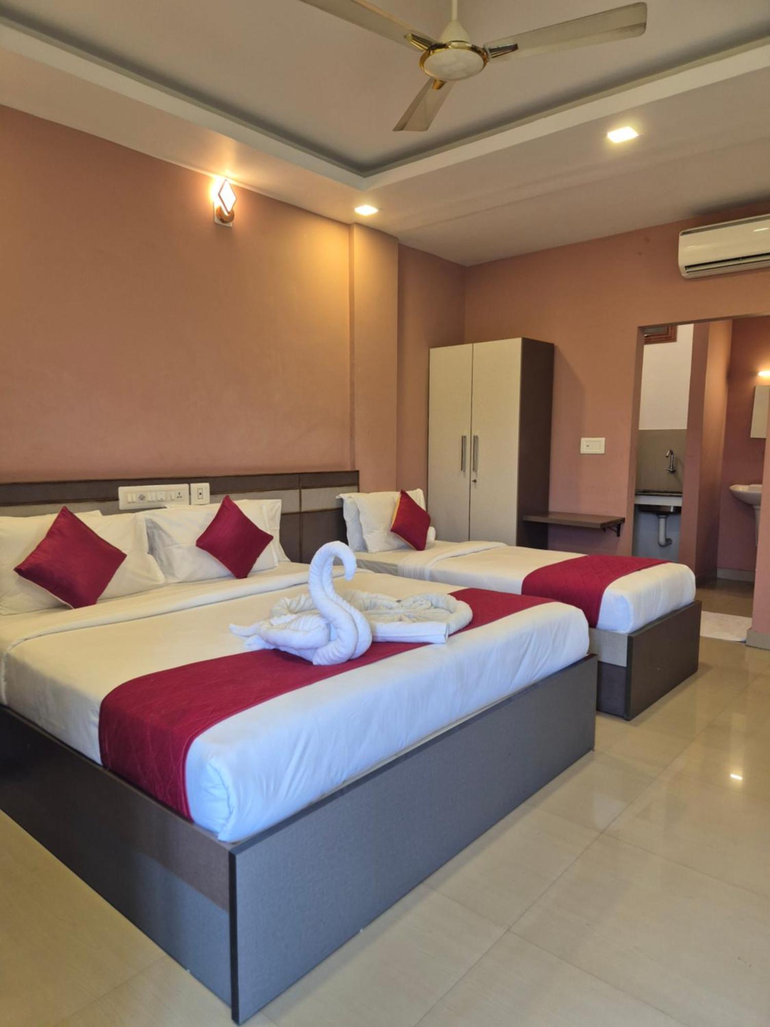 Alfa Inn เนดุมบัสเซรี ภายนอก รูปภาพ
