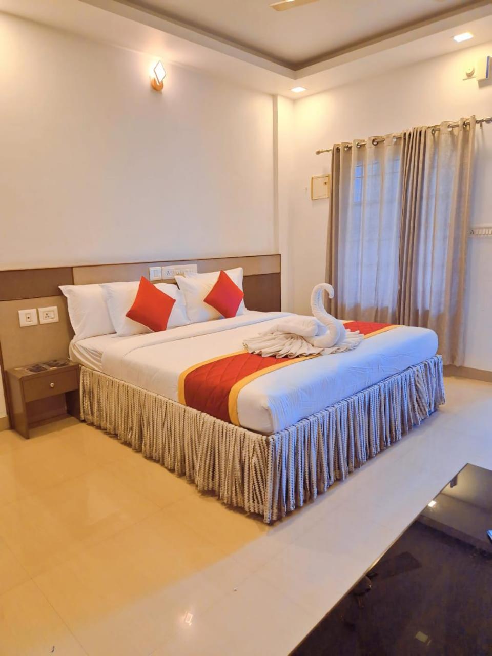 Alfa Inn เนดุมบัสเซรี ภายนอก รูปภาพ