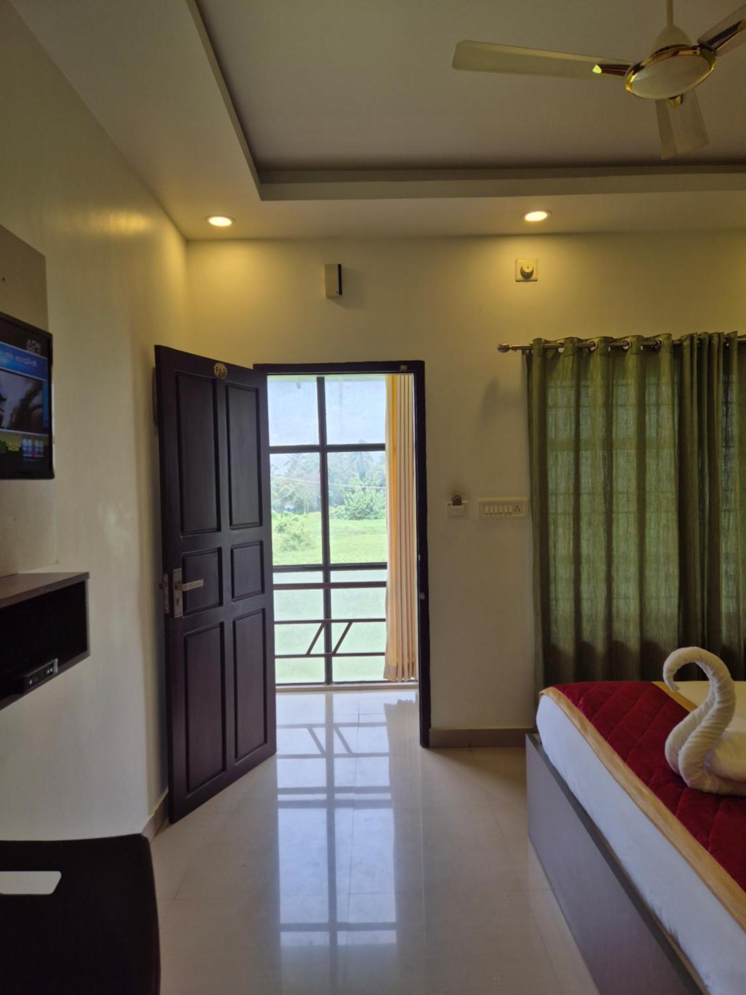 Alfa Inn เนดุมบัสเซรี ภายนอก รูปภาพ