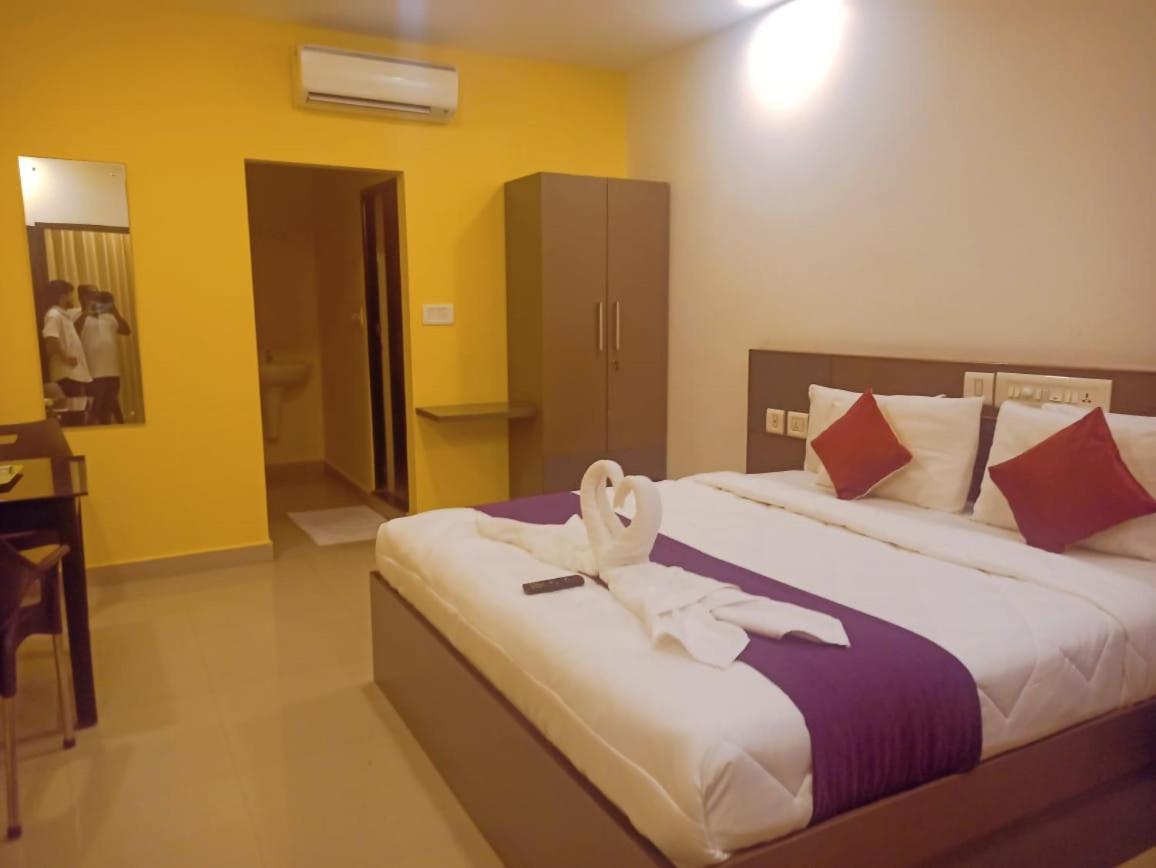 Alfa Inn เนดุมบัสเซรี ภายนอก รูปภาพ