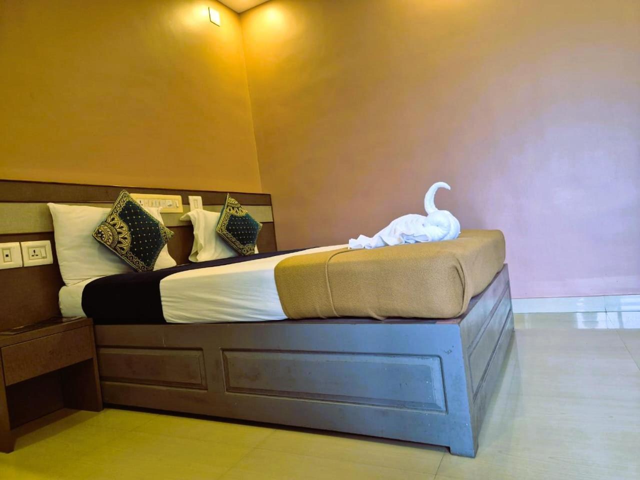Alfa Inn เนดุมบัสเซรี ภายนอก รูปภาพ