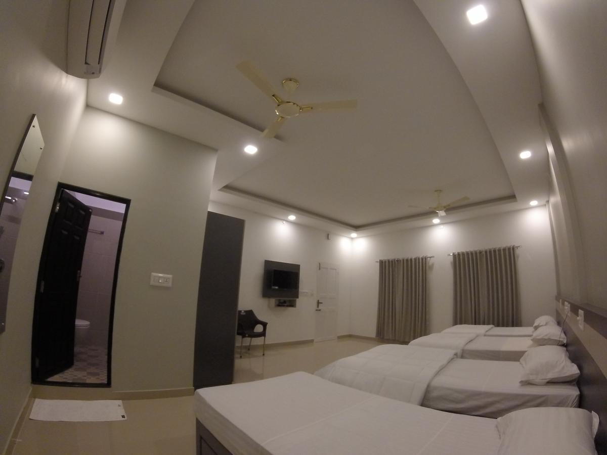 Alfa Inn เนดุมบัสเซรี ภายนอก รูปภาพ