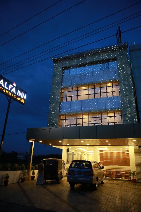Alfa Inn เนดุมบัสเซรี ภายนอก รูปภาพ