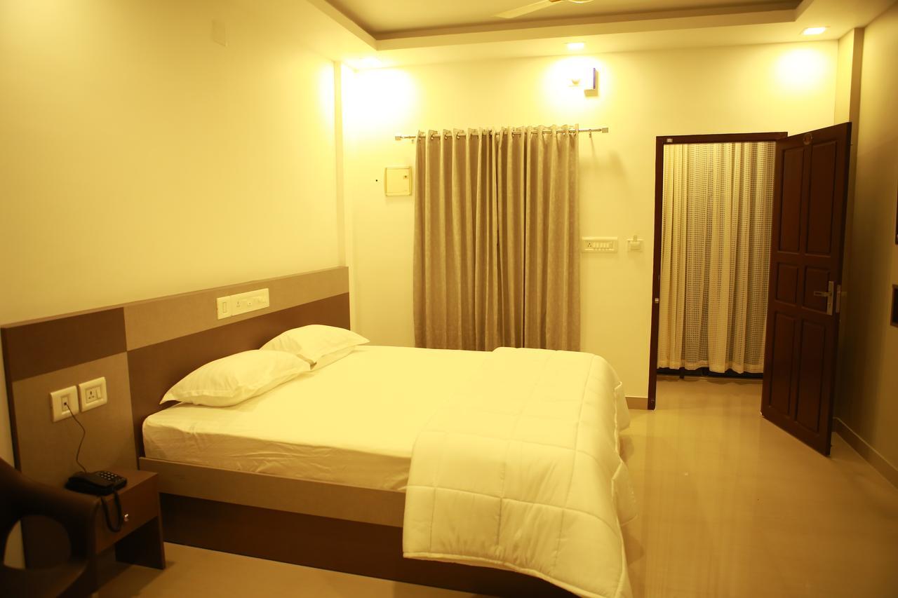 Alfa Inn เนดุมบัสเซรี ภายนอก รูปภาพ